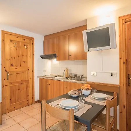 Aparthotel Fior D'alpe